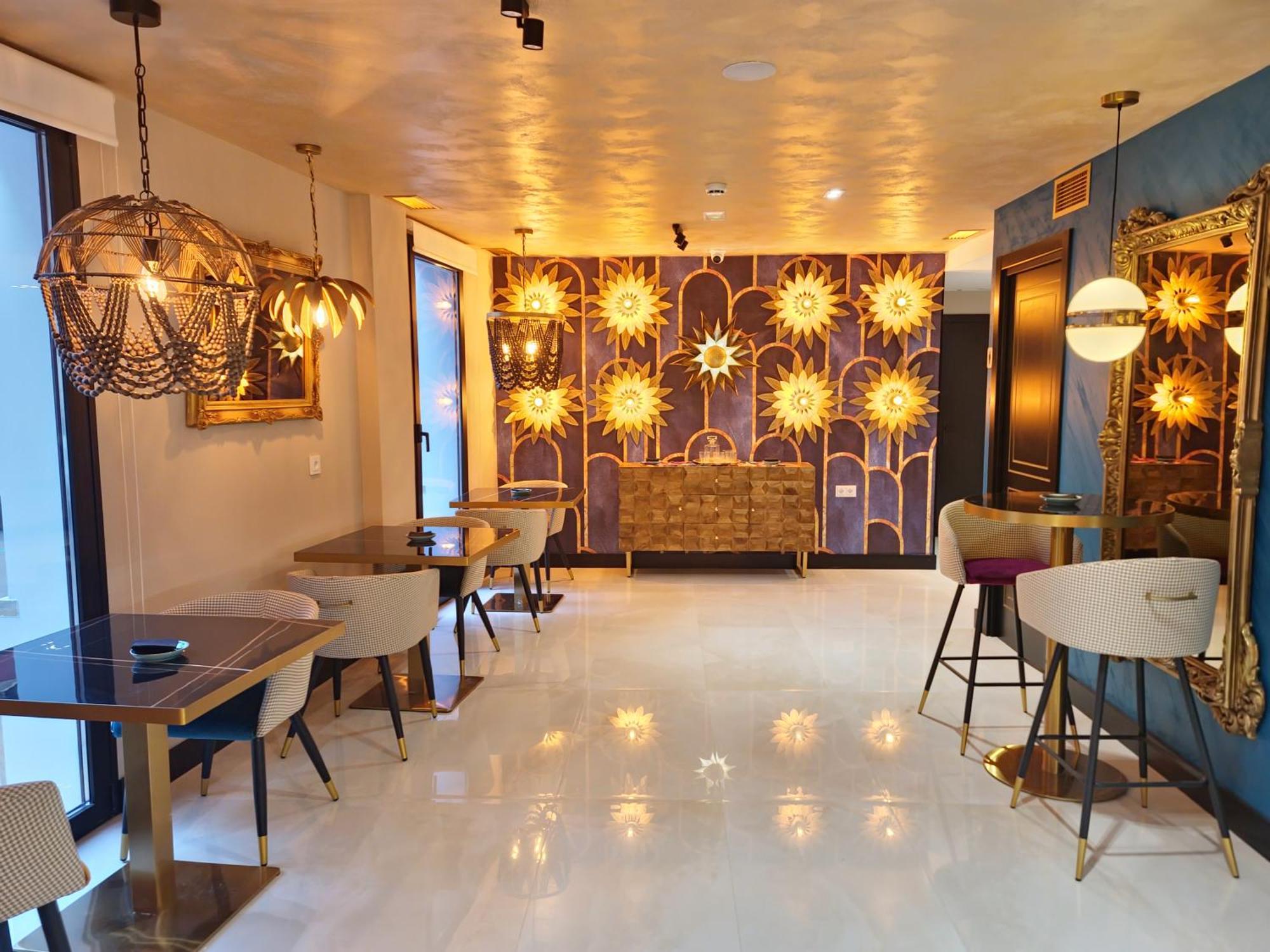 Hotel Suites Moma Centro Villanueva De La Serena Luaran gambar