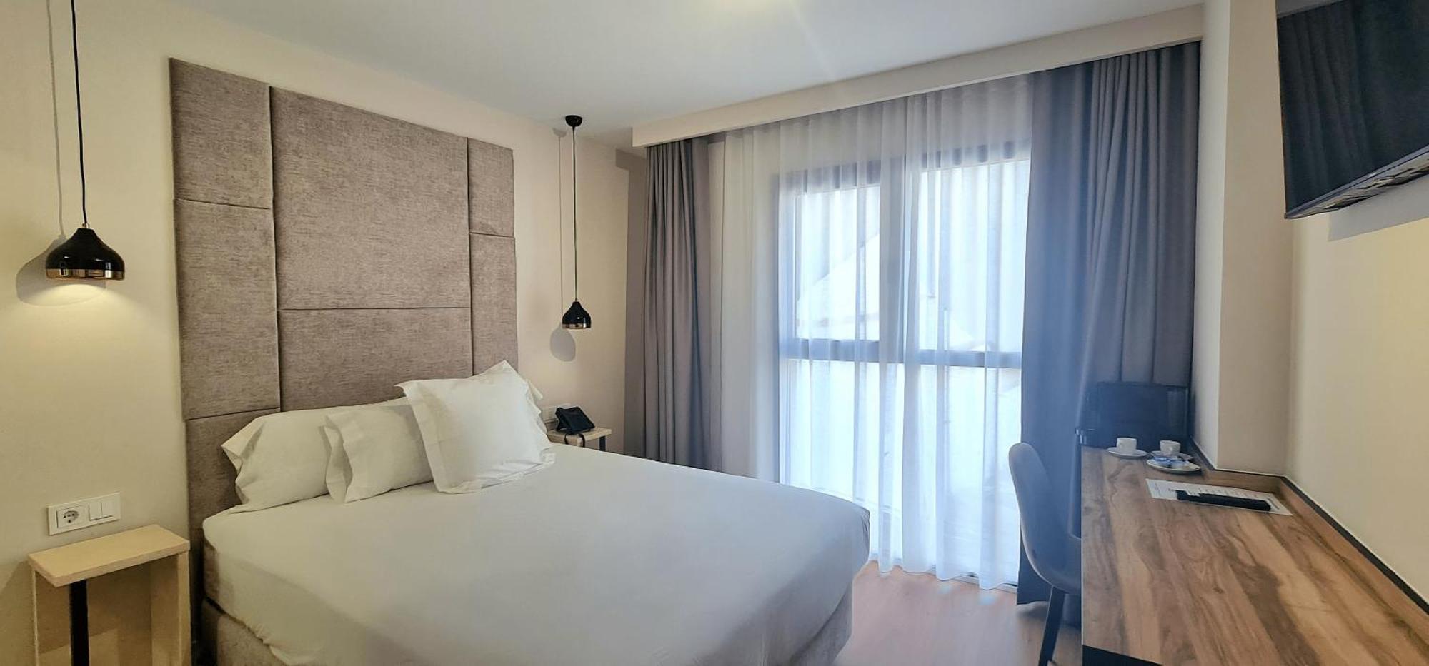 Hotel Suites Moma Centro Villanueva De La Serena Luaran gambar