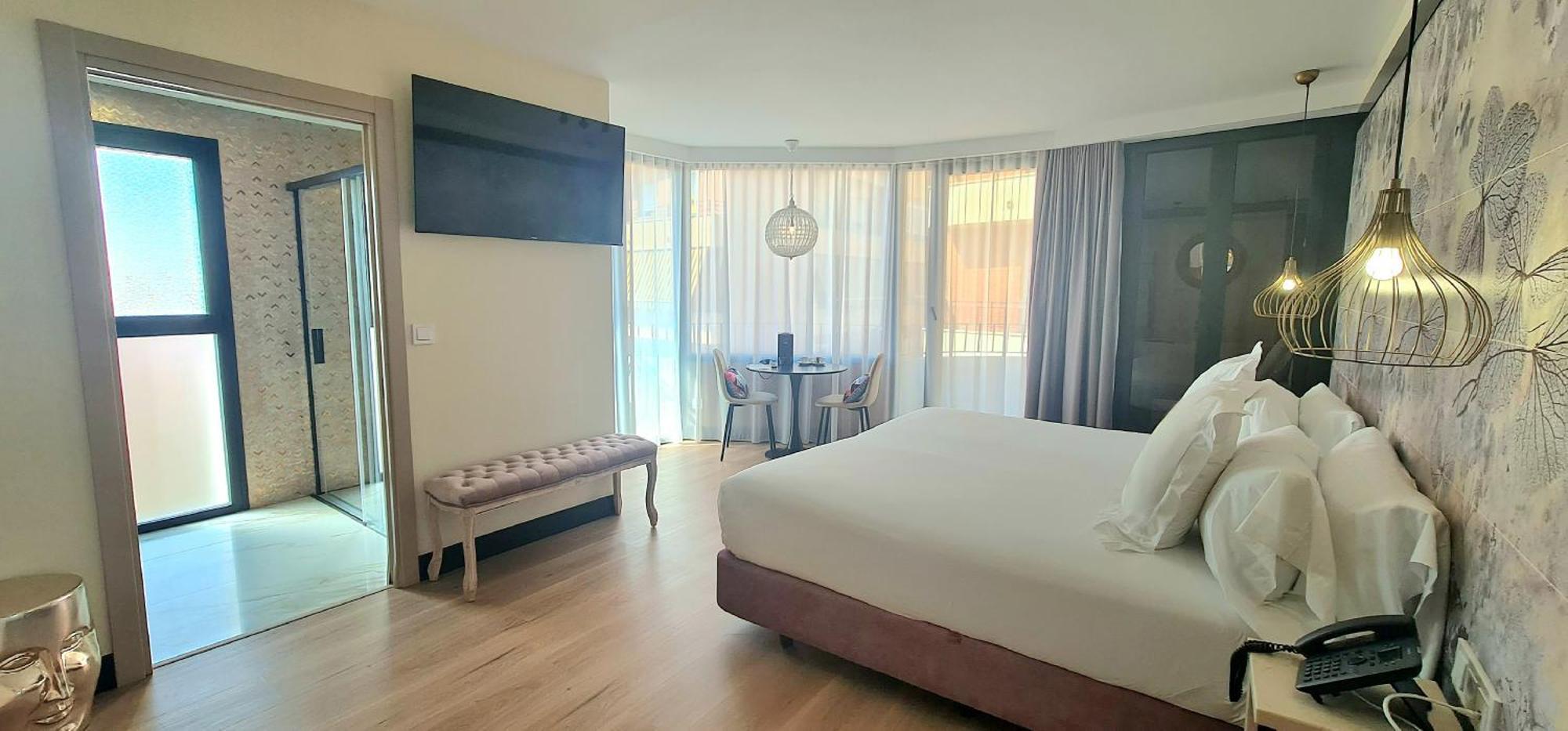 Hotel Suites Moma Centro Villanueva De La Serena Luaran gambar