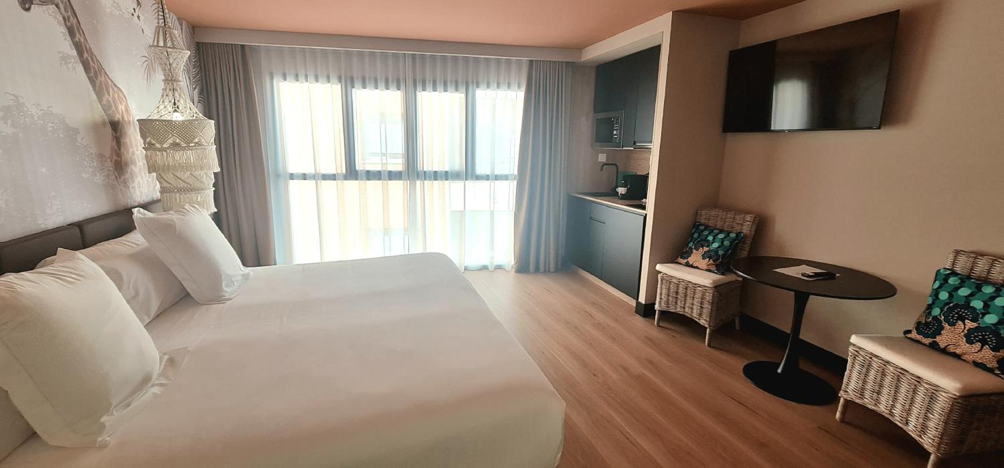 Hotel Suites Moma Centro Villanueva De La Serena Luaran gambar